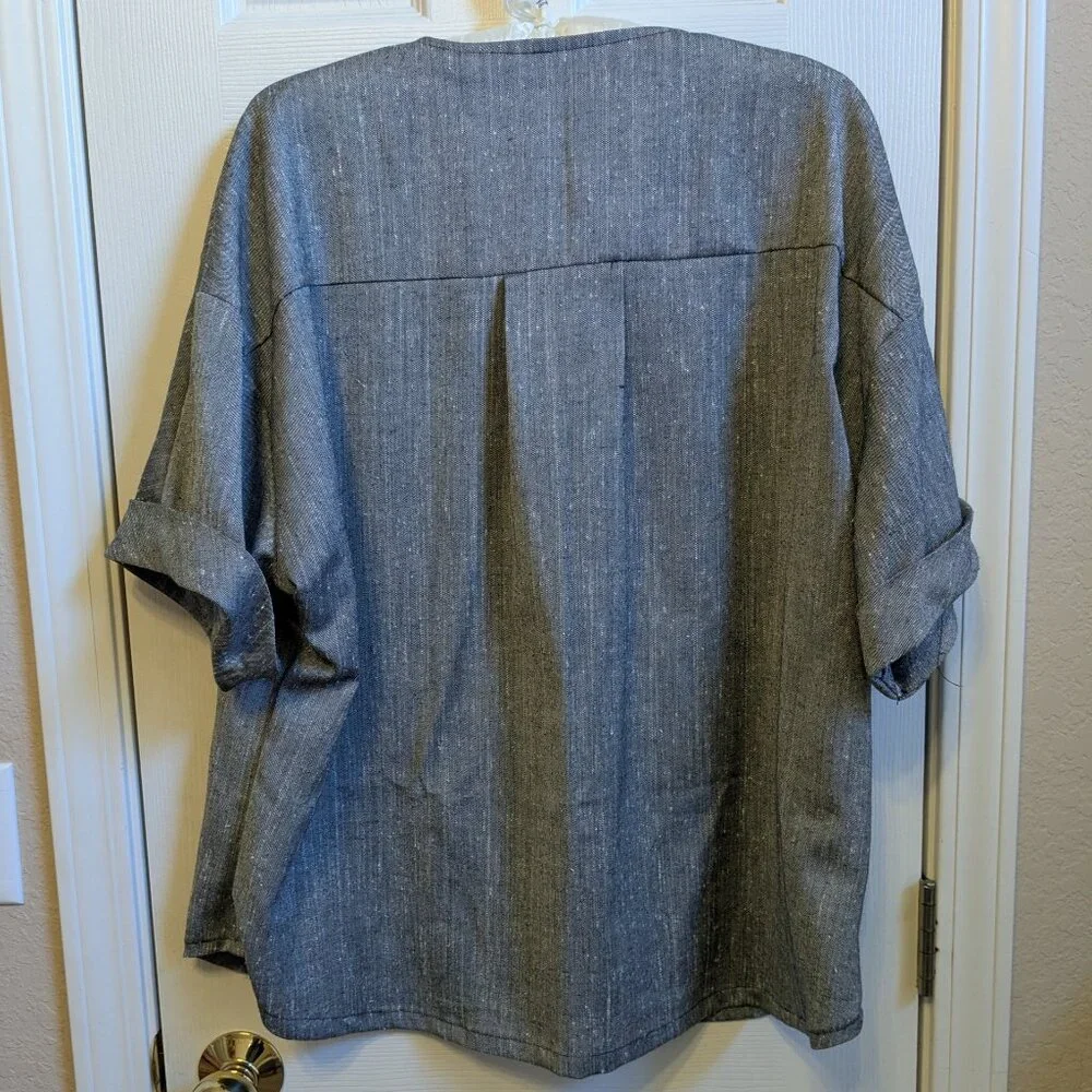 Hand Made Button Front Dolman Sleeve Curved Hem Top - Picture 3 of 12